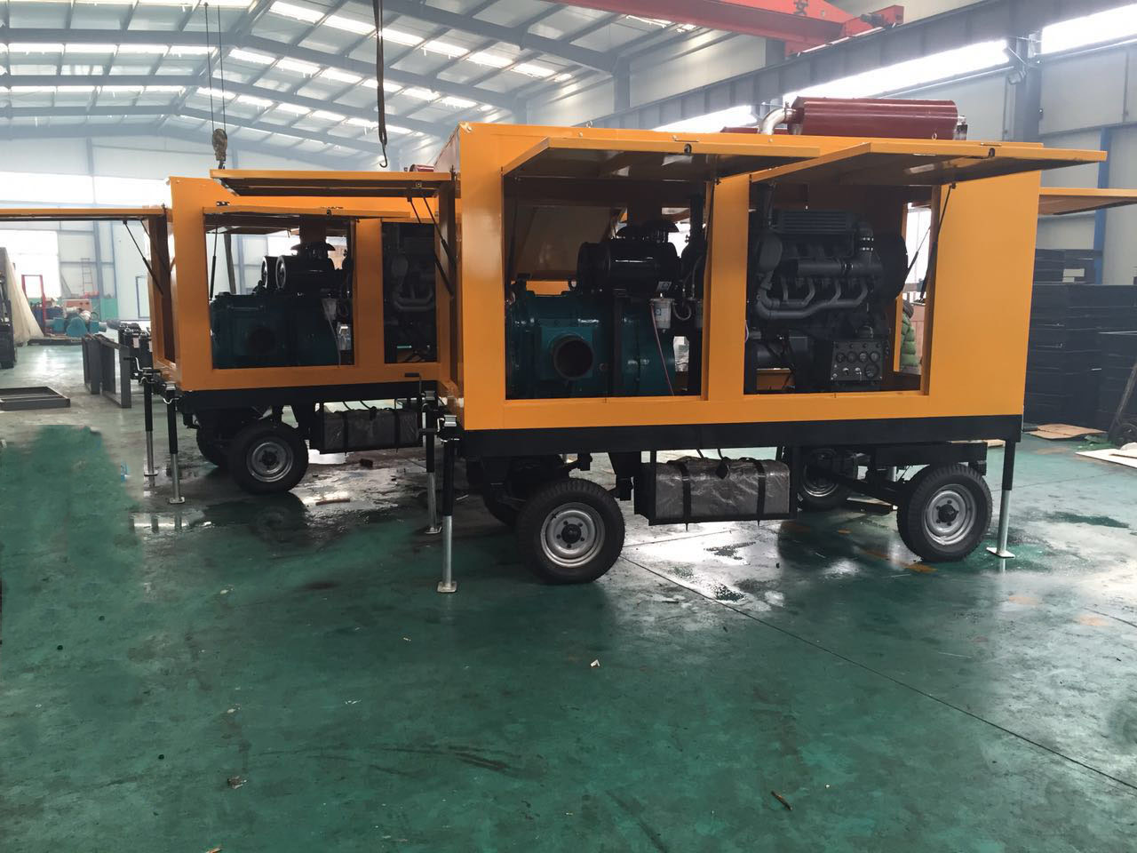 羅德移動(dòng)泵車(chē)在工廠(chǎng)進(jìn)行出廠(chǎng)試驗